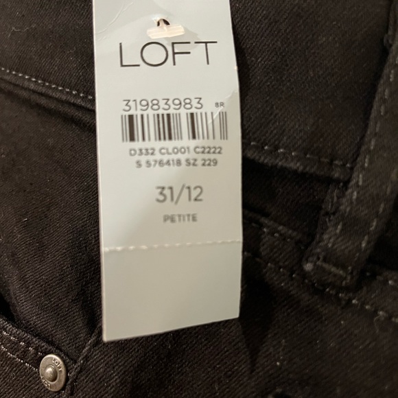 NWT LOFT 5 pocket Skinny Midrise Regular Petite Size 31 Black Jeans - Picture 4 of 4
